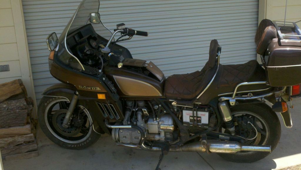 goldwing without fairing